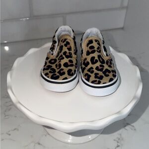Vans Kids Leopard Print Slip-On Sneakers